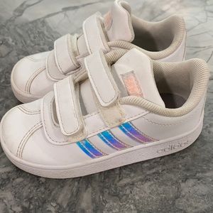 Girls 7K Adidas sneakers